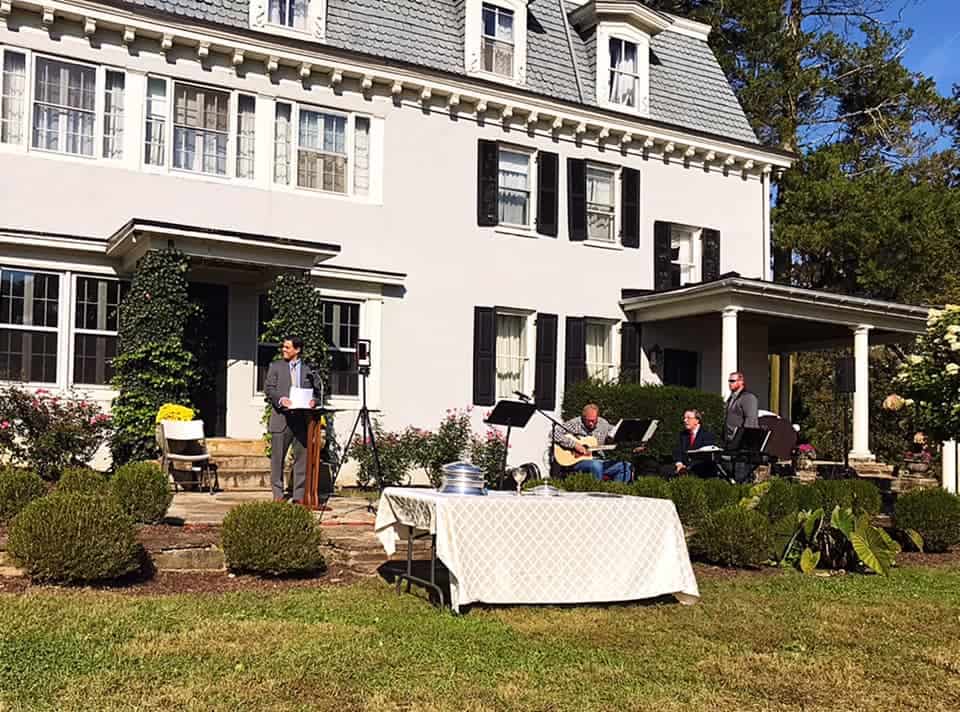 Give Redeemer Presbyterian Church